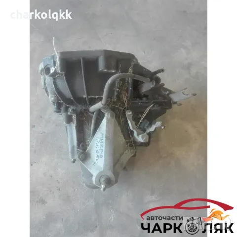 Скоростна кутия нисан микра 1.2б, снимка 1