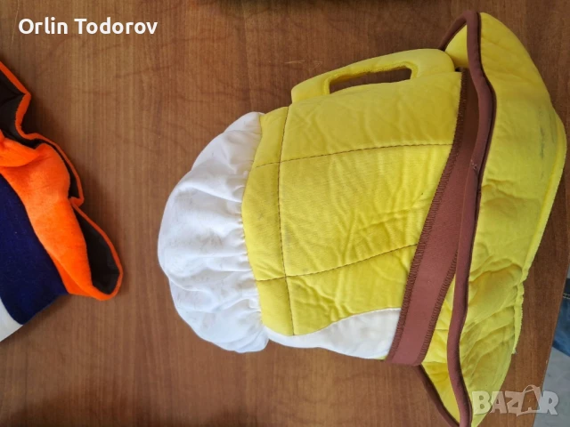 бирени фен шапки, снимка 7 - Шапки - 51194003