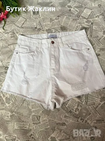 Дамски къси панталони, снимка 1