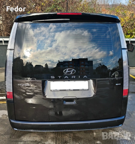 Продавам Hyundai Staria Premium 4x4 2.2 6+1, снимка 8 - Автомобили и джипове - 53395434