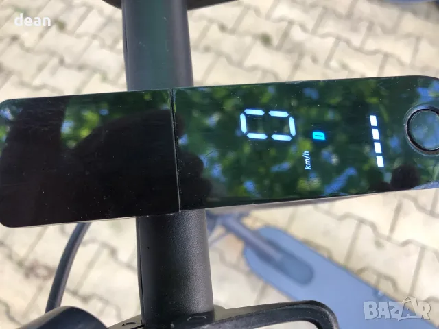 Електрическа тротинетка Xiaomi, снимка 8 - Скейтборд, ховърборд, уейвборд - 55871495
