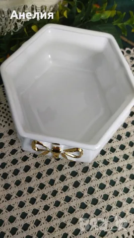 Кашпа със златна панделка , снимка 4 - Декорация за дома - 49896589