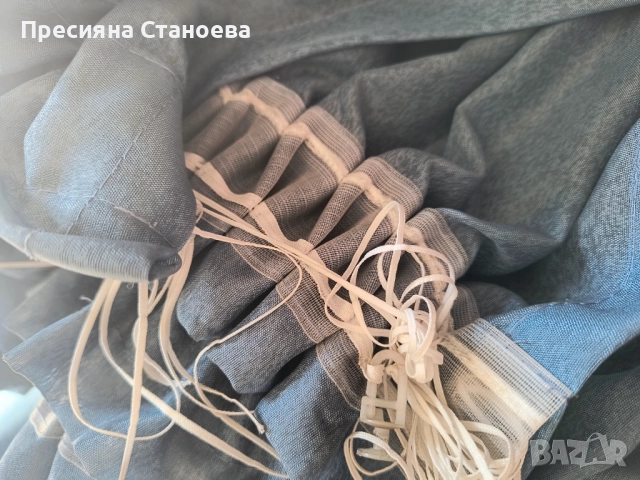 Два броя завеси в синьо 