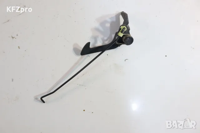 Брави и лостчета пр.капак Land Cruiser, снимка 6 - Части - 49315074