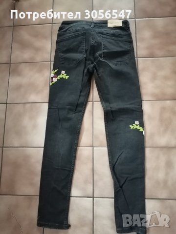 Дамски дънки размер 30 zara, снимка 5 - Дънки - 35899353