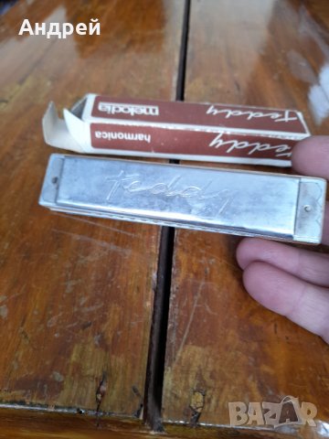 Стара хармоника Melodia Teddy, снимка 3 - Антикварни и старинни предмети - 35960711