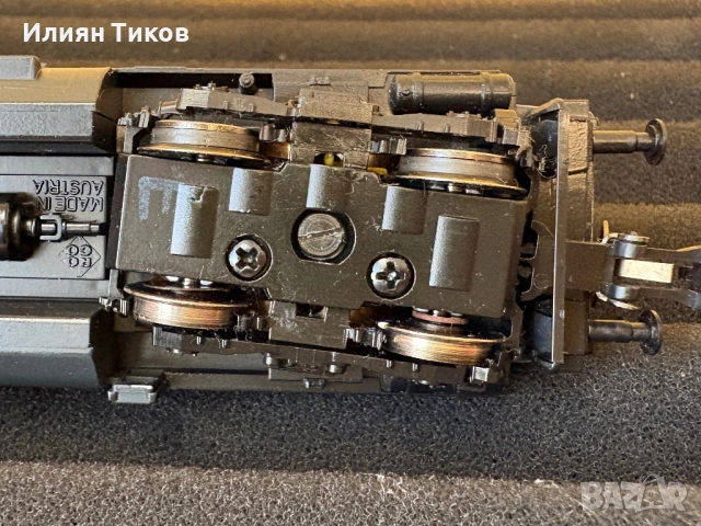 Дизелов локомотив Roco 69417  DB V100 BR 212 1:87 DC влак, влакче, снимка 10 - Влакчета, самолети, хеликоптери - 53749088