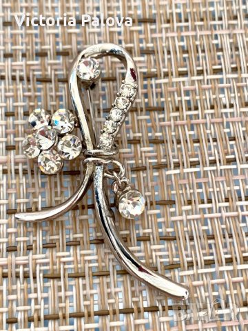 Красива брошка, снимка 6 - Други - 38770761