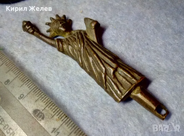 СТАРА МЕСИНГОВА ФИГУРКА - СТАТУЯТА на СВОБОДАТА За КОЛЕКЦИЯ ТЕМАТИЧНА ДЕКОРАЦИЯ МНОГО КРАСИВА 48755, снимка 2 - Колекции - 48729180