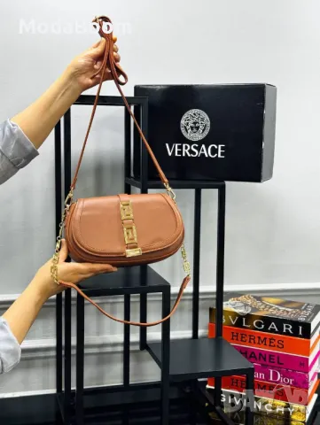 Versace дамски чанти Различни цветове , снимка 7 - Чанти - 48459025