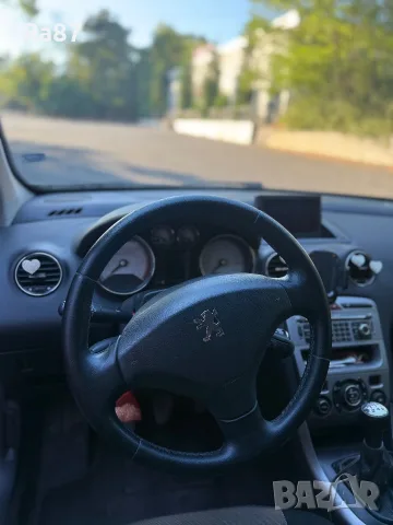 Пежо 308 1.6 дизел, снимка 5 - Автомобили и джипове - 56077700