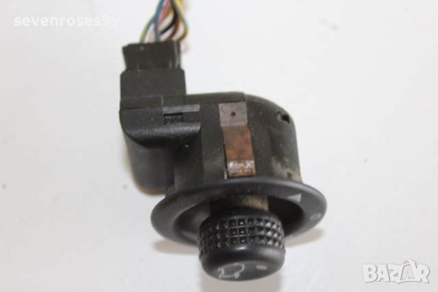 Бутон електрически огледала Форд Фокус 1 Ford Focus 1 93BG17B676BA, снимка 2 - Части - 42251131