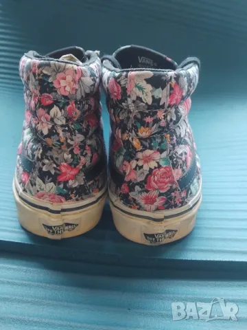 VANS 100% оригинални кецове, 39 номер, снимка 4 - Кецове - 55781138