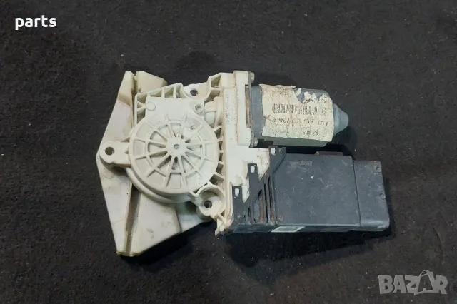 Машинка Предно Дясно Стъкло VW Пасат 5 (2) - Голф 4 - 101434201 - 05076410, снимка 2 - Части - 48697915