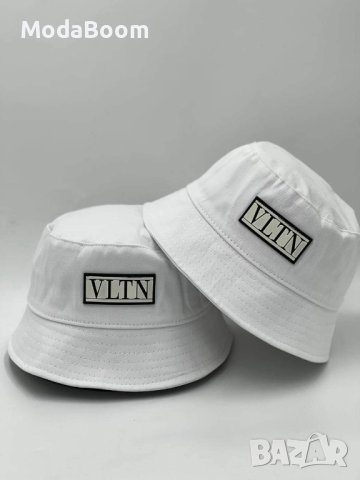 Унисекс шапки Valentino VLTN