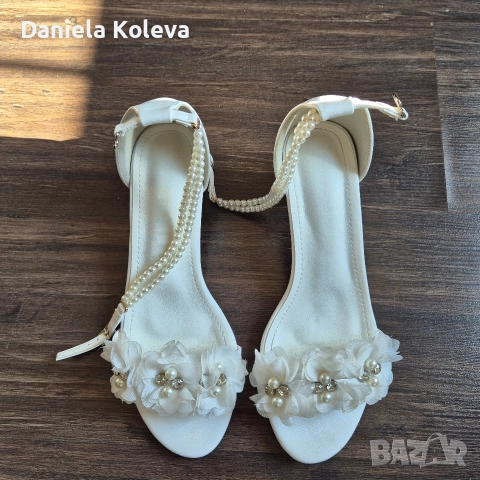 Булчински рокля с дълбока цепка и къси панталонки, снимка 8 - Рокли - 52513412