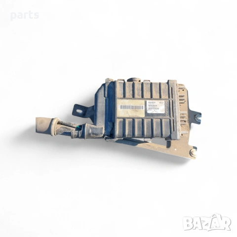 Компютър Двигател VW Пасат 3 1.8 Бензин - Голф 3 - Ауди 80 - 90 - 443907311B - 0261200261