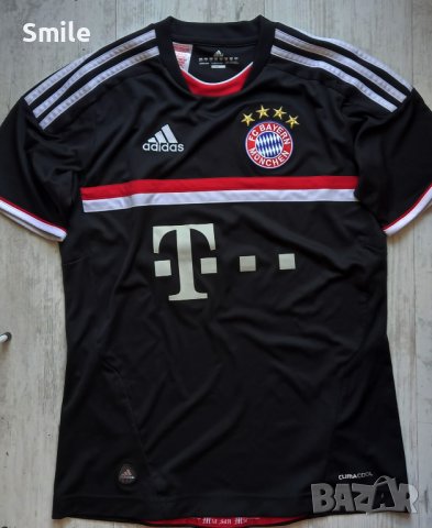 Фланелка FC Bayern Munchen / Adidas, снимка 1 - Футбол - 41551788