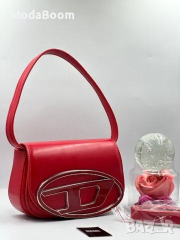 Diesel дамски чанти Различни цветове , снимка 4 - Чанти - 48835986