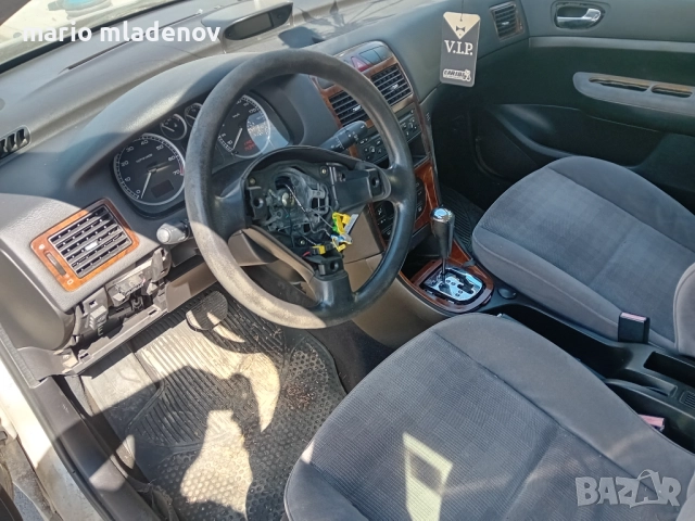 Пежо 307 2.0i 136кс Автомат, снимка 4 - Автомобили и джипове - 51781206
