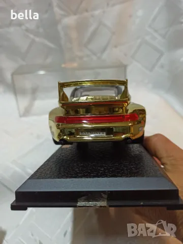 Количка за колекция PORSCHE- Famous Racer 1:24 в запазен вид с кутия ,цена 80 лв, снимка 11 - Колекции - 50232477