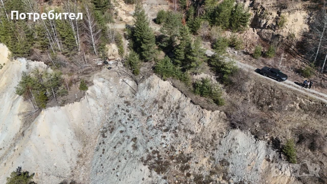 Промишлена територия с промишлени сгради – 88 465 кв.м., снимка 16 - Други - 50960231