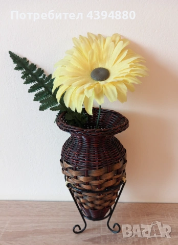 Нова ваза от ратан 