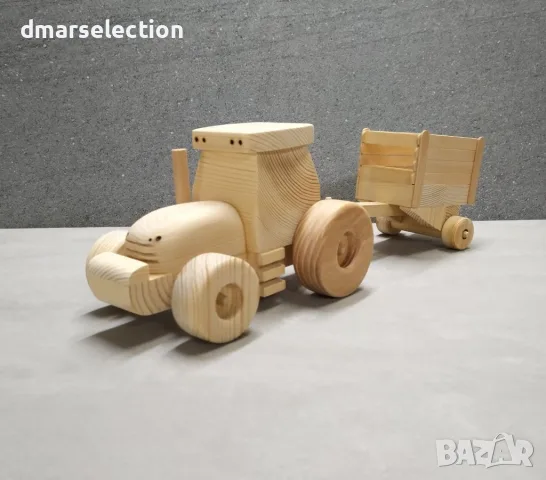 Декоративен дървен трактор с ремарке DMAR 332M2, снимка 2 - Колекции - 56057032