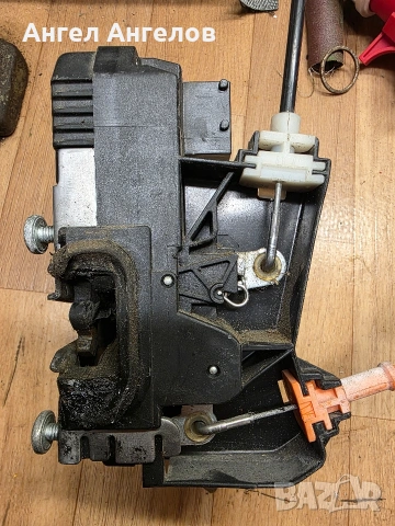 брава за Opel Corsa C, снимка 2 - Части - 53609689