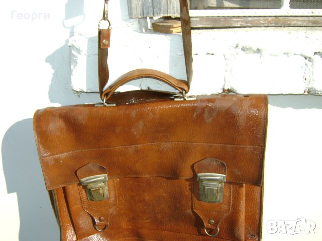 Кожена чанта от ранният соц , снимка 2 - Антикварни и старинни предмети - 42064576