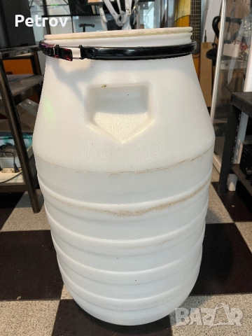 Дебелостенен бидон 80 литра, снимка 3 - Бидони, бурета и бъчви - 52571883