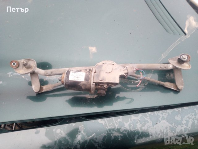 Механизъм моторче чистачки тойота авенсис т25