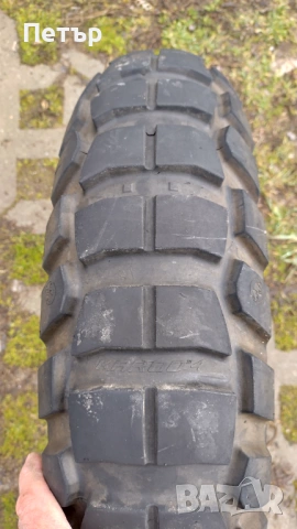 Продавам гуми за мотор