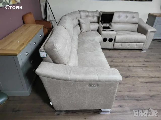 Кремав ъглов диван от плат La-z-boy с електрически релакс механизъм, снимка 7 - Дивани и мека мебел - 50841743