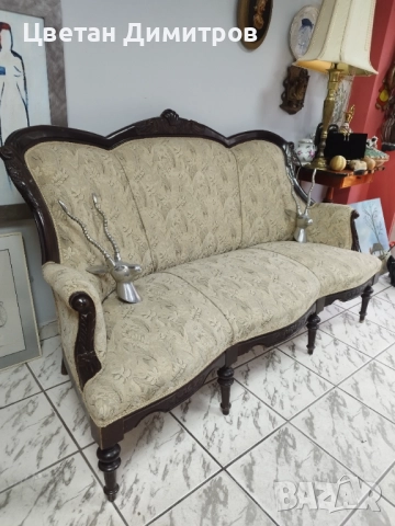 Антикварен френски ръчно резбован бароков диван тройка , снимка 3 - Дивани и мека мебел - 52292688