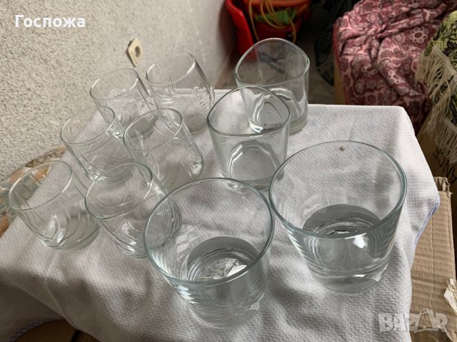 Различни чаши по 1 лев