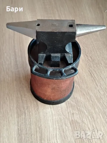 Стара малка бижутерска наковалня, снимка 12 - Колекции - 50439942