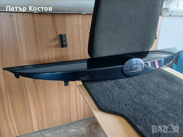 Toyota Auris спойлер заден багажник