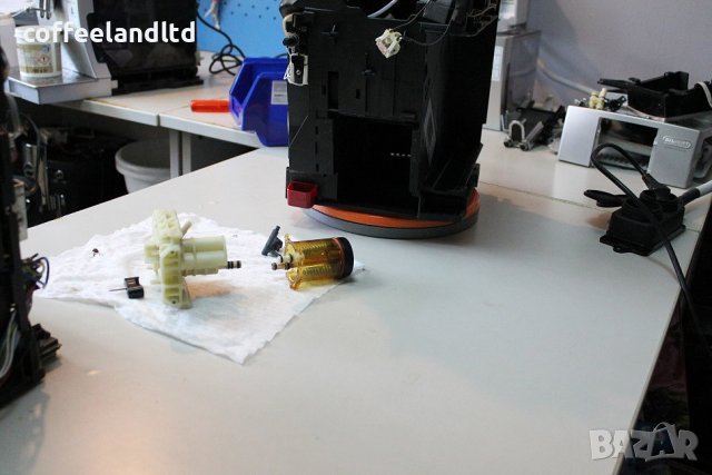 Ремонт на кафемашини Saeco, Philips, Gaggia, Jura - ПЛОВДИВ, снимка 13 - Кафе машини - 38760973