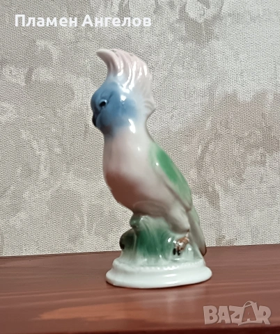 Порцеланова фигурка на папагал Какаду на Karl Ens Германия , снимка 2 - Фигурки - 53217061
