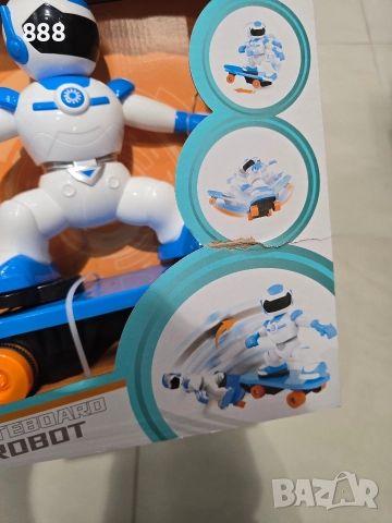 играчка робот скейтборд , снимка 2 - Други - 52905202