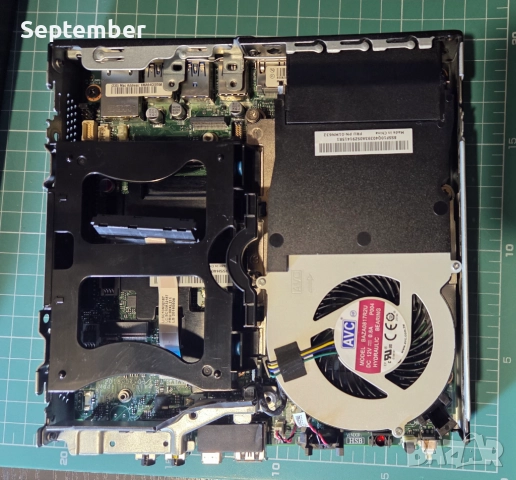 Lenovo Tiny, i5-8400, 16 GB, 256 Gb MVMe, отличен!, снимка 4 - Работни компютри - 52540403