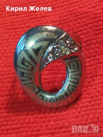 ЕФЕКТЕН ФЕШЪН АРТ МЕДЕН ПРЪСТЕН с БЯЛА ПОЗЛАТА ЦИРКОНИ и ВЕРСАЧЕ ОРНАМЕНТИКА 18203, снимка 14 - Пръстени - 47163416