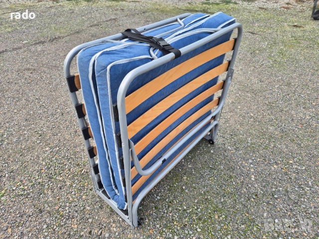 Сгъваемо Легло с Матрак 