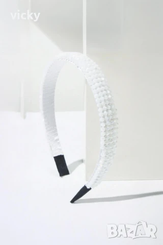 Диадема с кристали в бяло, вдъхновена от Petite Fleur