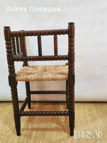 Античен френски ъглов стол с папурена седалка/дамски, снимка 6 - Антикварни и старинни предмети - 53381138