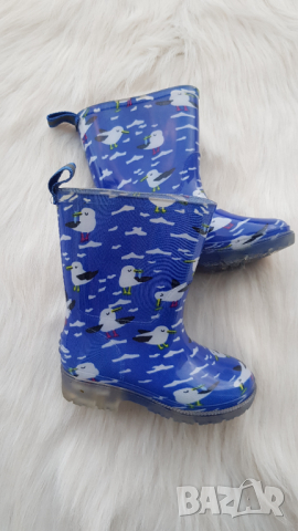 Гумени ботуши №22 - светещи, снимка 6 - Детски боти и ботуши - 44687979