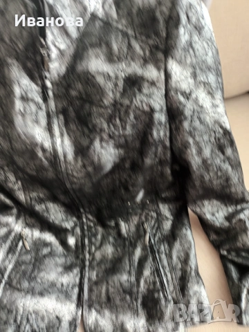 Дамско сако, снимка 2 - Сака - 53711089