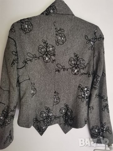 Сако с подплата , снимка 3 - Сака - 40722829