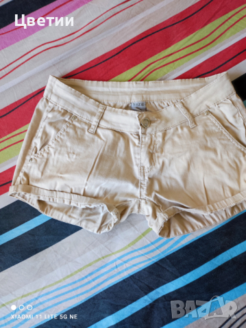 Къси панталони, снимка 1
